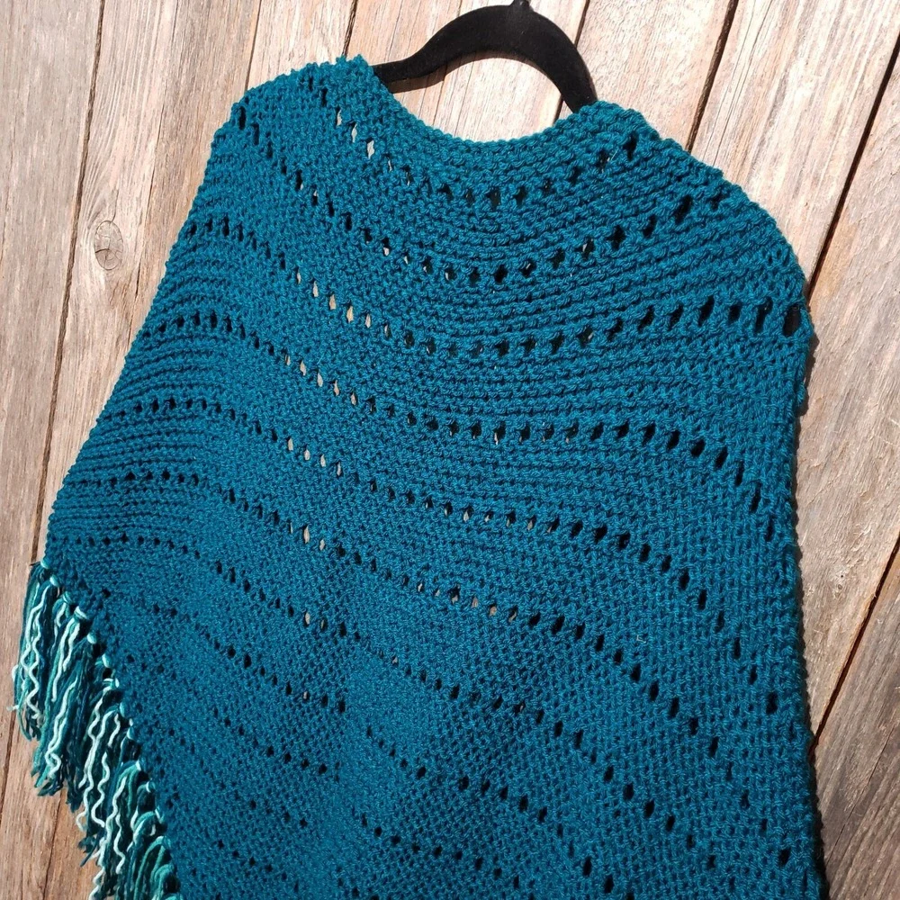 NEW Teal Blue Hand Knitted‎ Shawl Wrap Boho Hippie Fringe Coastal Cottage Indie